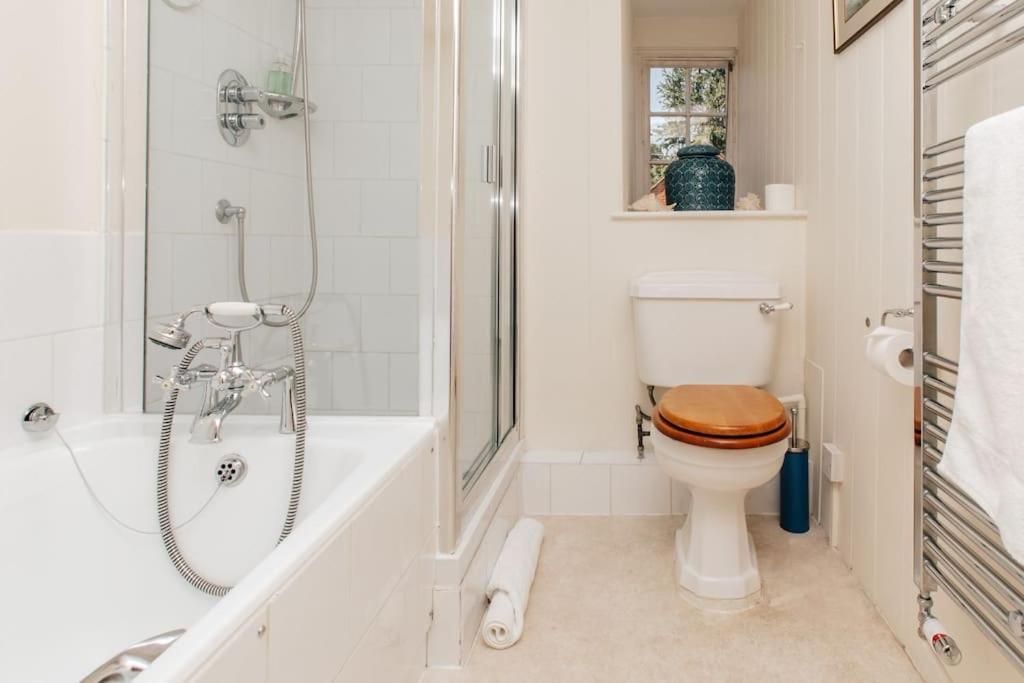Dolls House - Luxury Townhouse *Sleeps 10* Villa Henley-on-Thames Eksteriør bilde