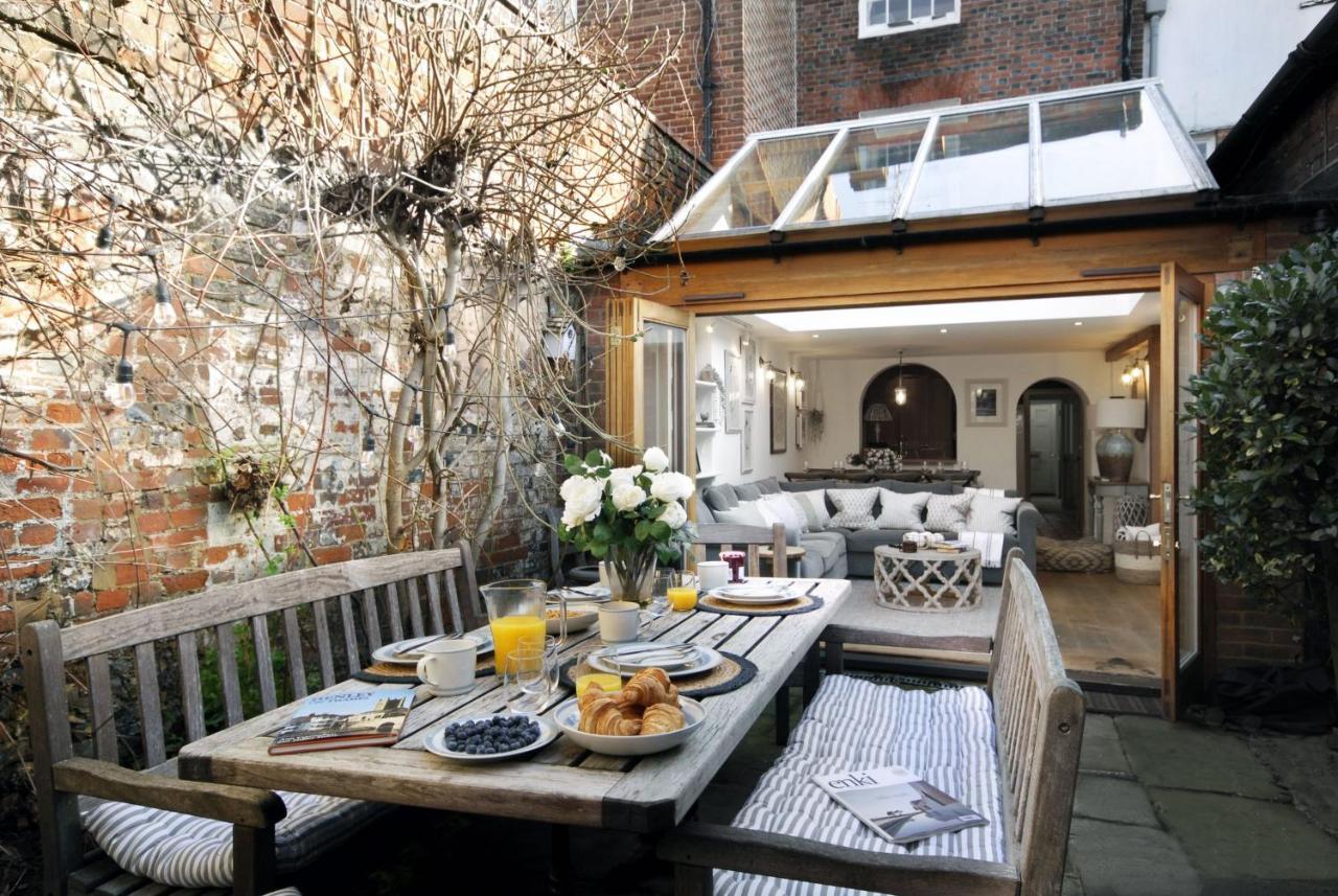 Dolls House - Luxury Townhouse *Sleeps 10* Villa Henley-on-Thames Eksteriør bilde