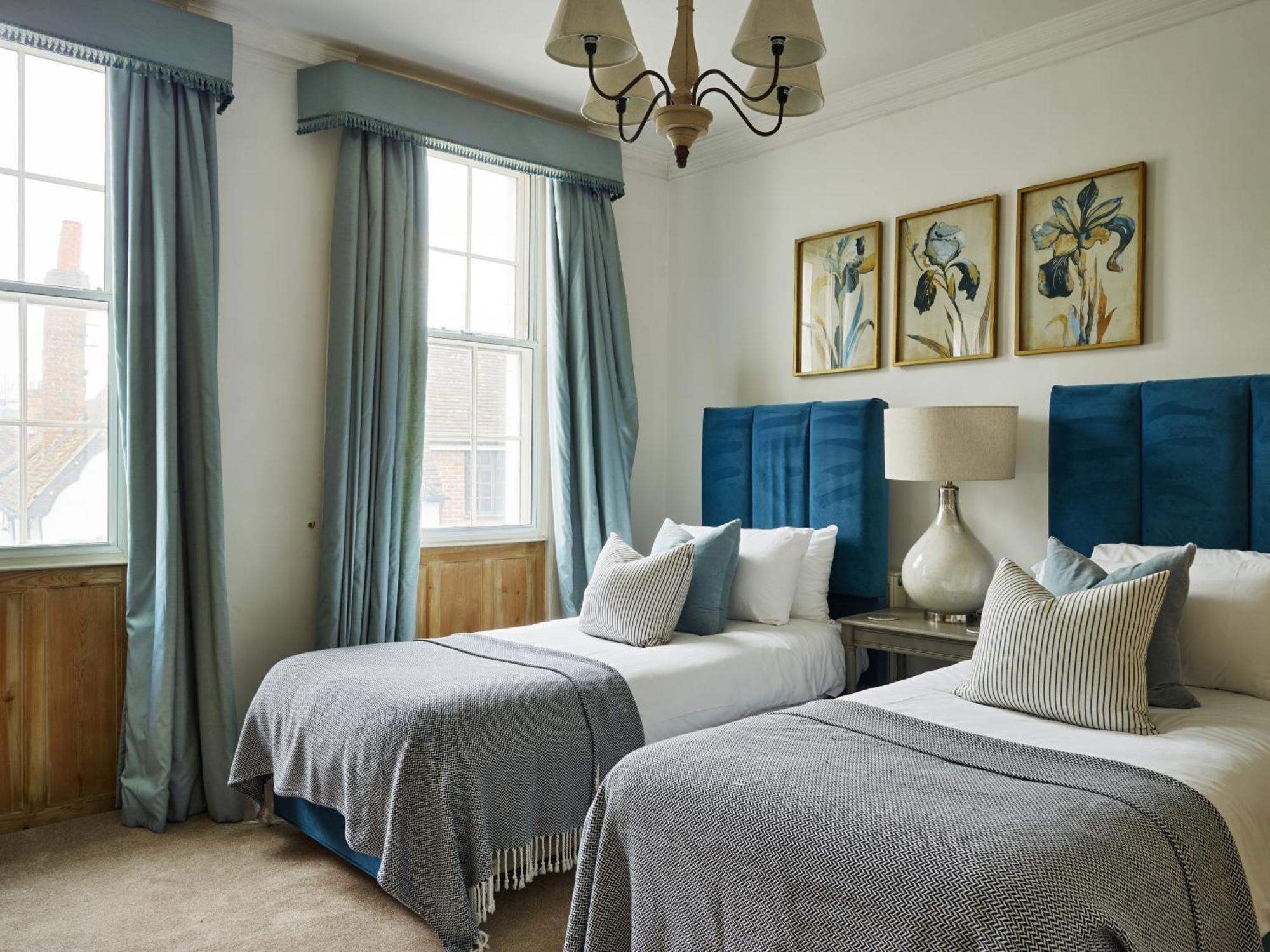Dolls House - Luxury Townhouse *Sleeps 10* Villa Henley-on-Thames Eksteriør bilde