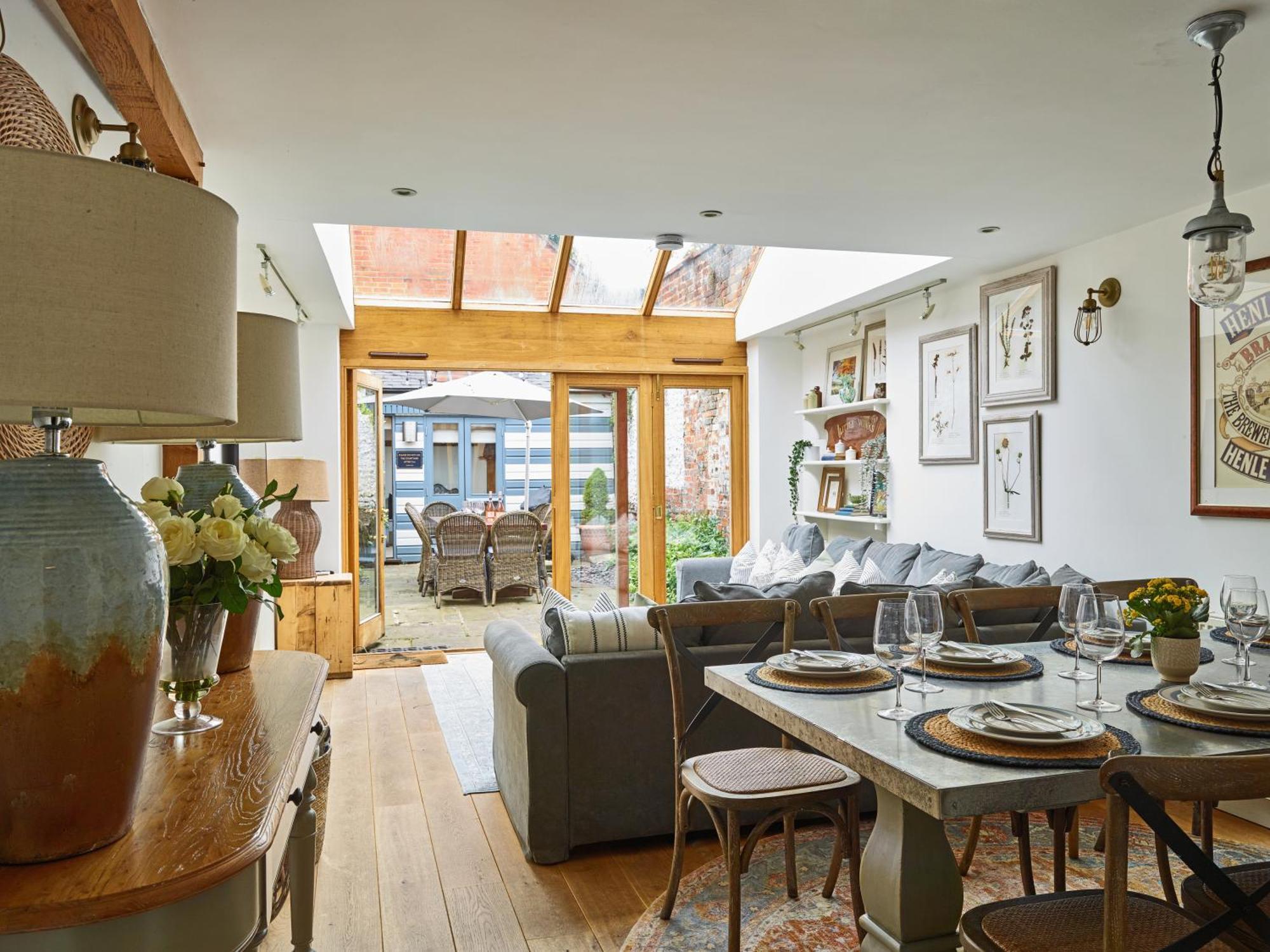 Dolls House - Luxury Townhouse *Sleeps 10* Villa Henley-on-Thames Eksteriør bilde
